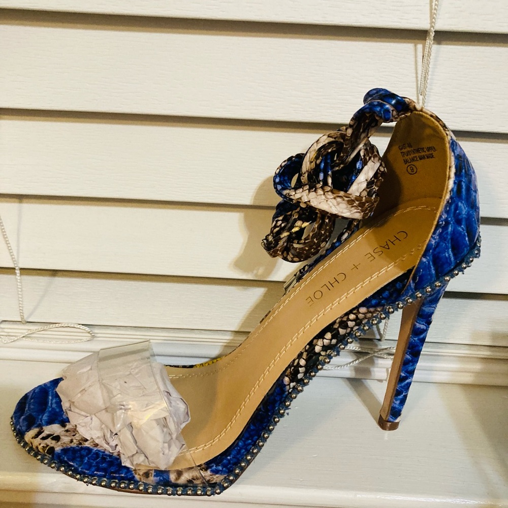 Chase + Chloe shoes